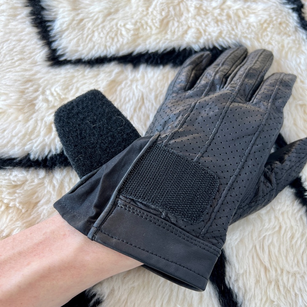 Motorcycle gloves for women - Size small - gel palms for added comfort! - Picture 6 of 14